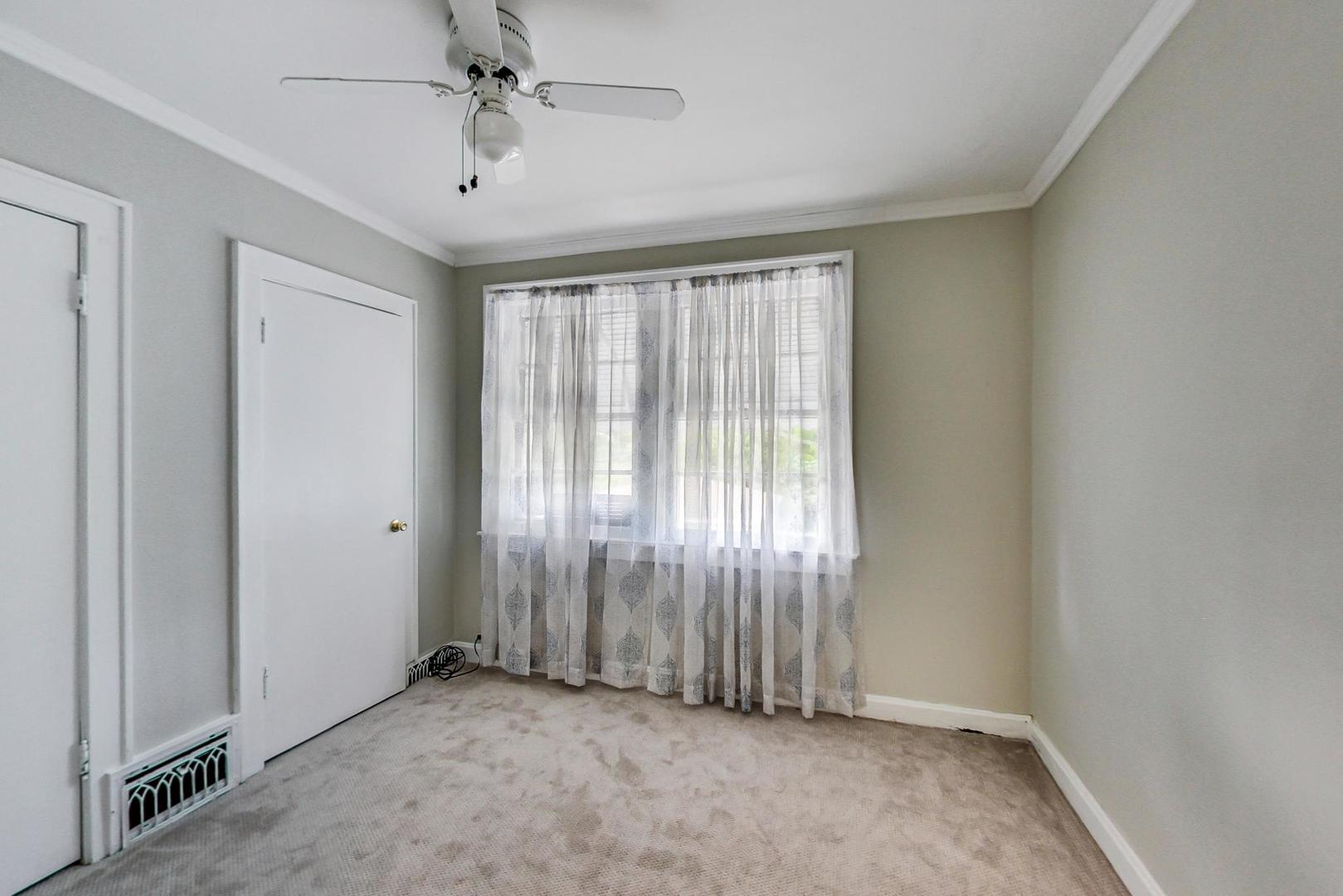 540 Selborne Road Riverside, IL 60546 - Photo 30 of 46
