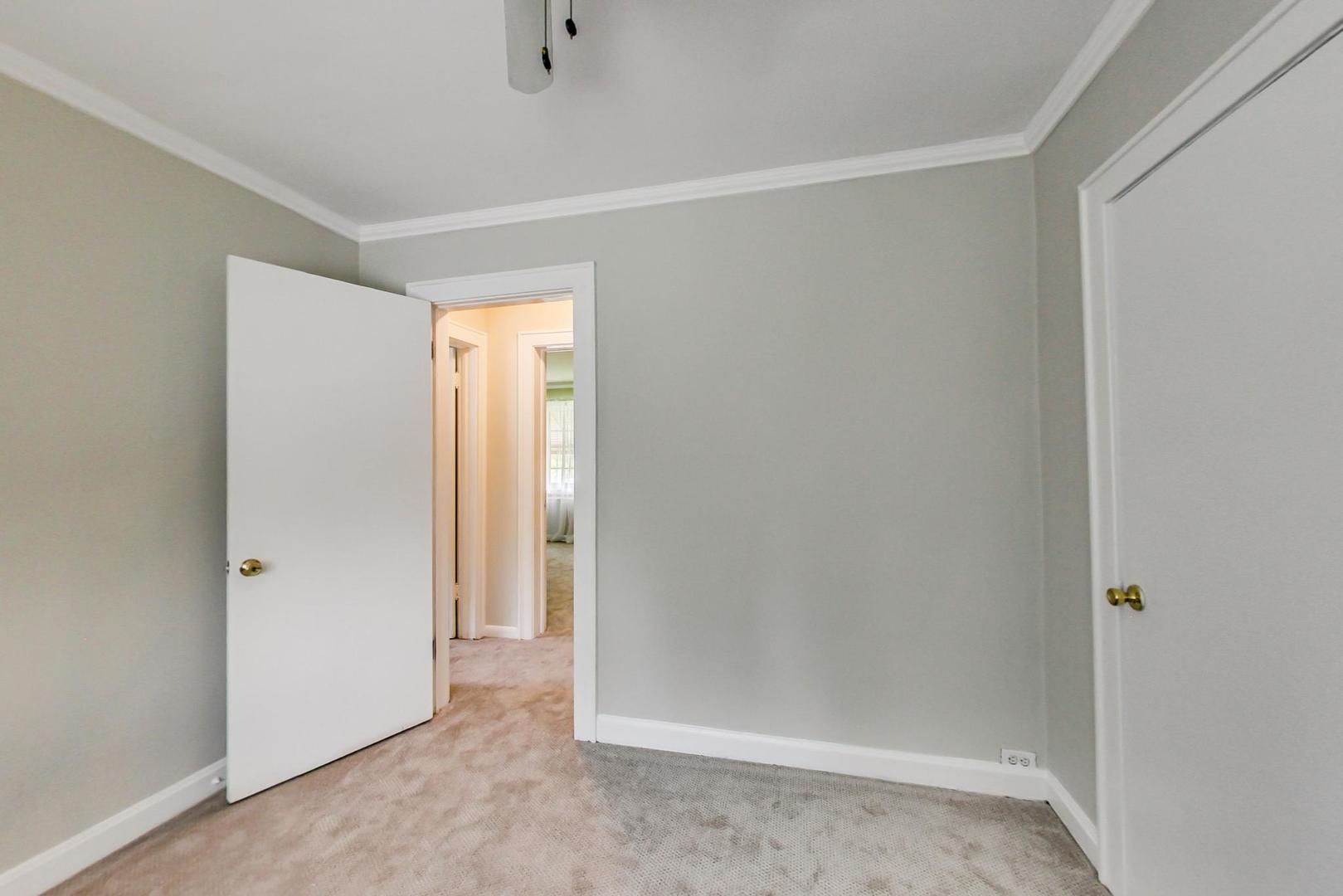 540 Selborne Road Riverside, IL 60546 - Photo 31 of 46