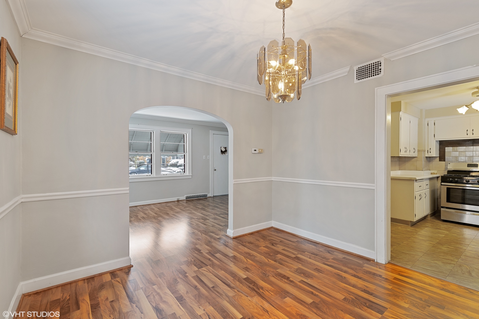 540 Selborne Road Riverside, IL 60546 - Photo 8 of 46