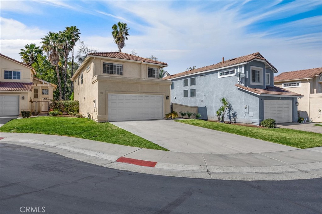 950 La Palma Circle Corona, CA 92879 - Photo 1 of 1 Beautiful Neighborhood!