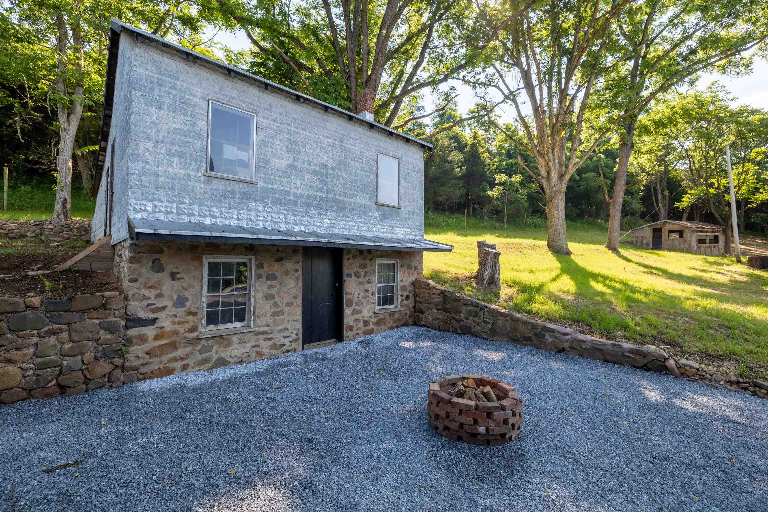 2012 Kimball Road Luray, VA 22835 - Photo 23 of 56 a backyard of a house with barbeque oven