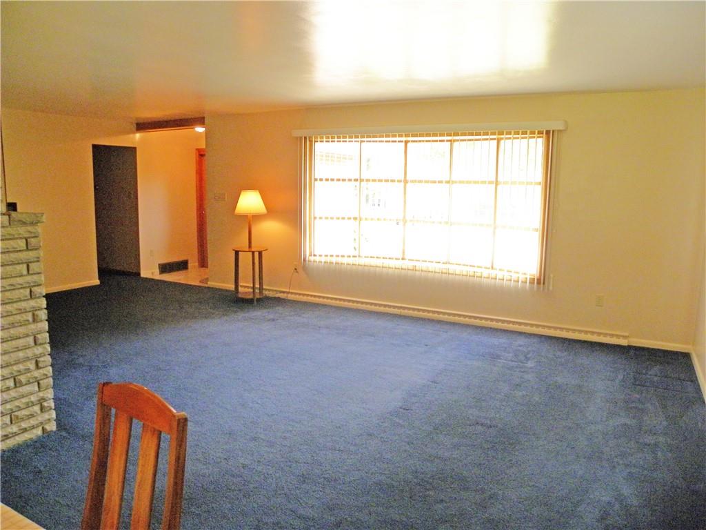 383 Eicher Road Pittsburgh, PA 15237 - Photo 6 of 25 Gallery Image 6