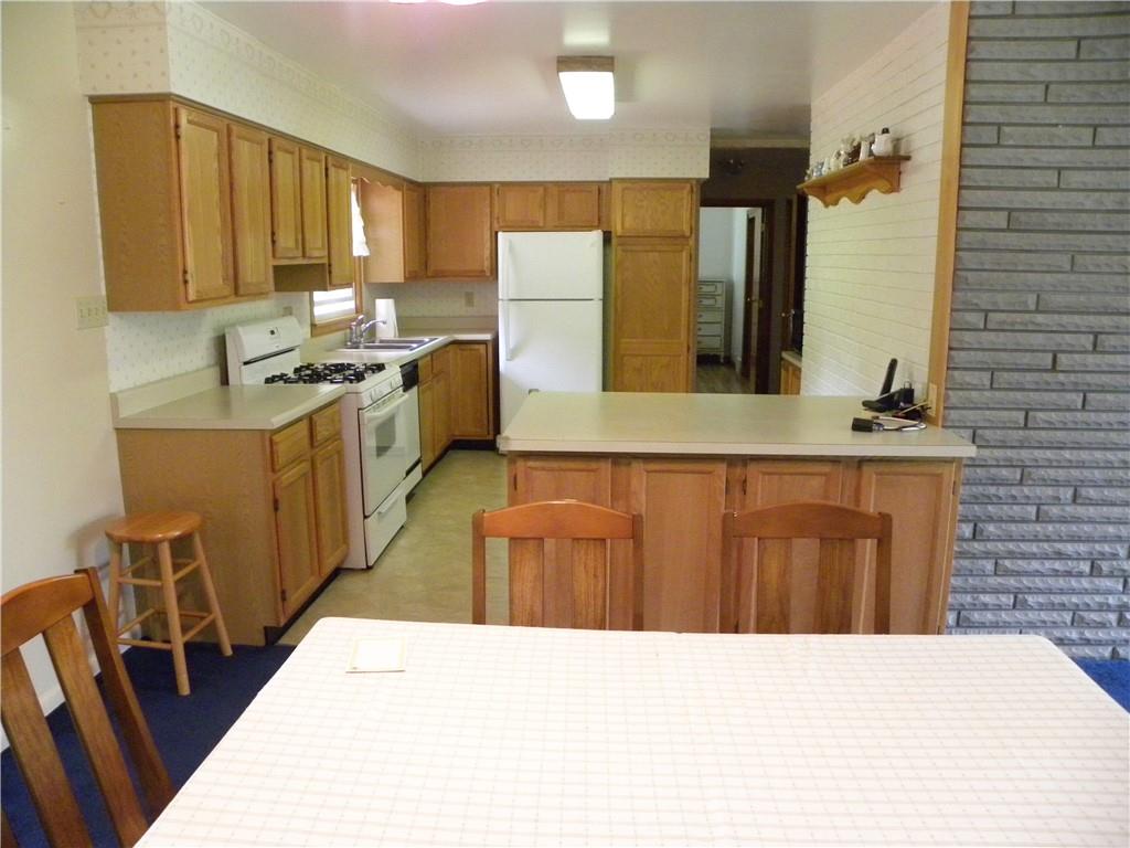 383 Eicher Road Pittsburgh, PA 15237 - Photo 9 of 25 Gallery Image 9