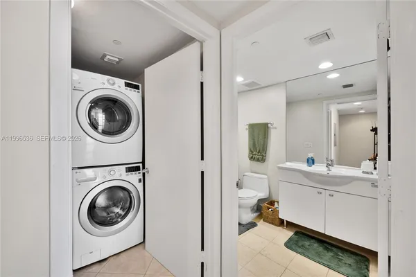 $6,500 | 1850 South Ocean Drive, Unit 3510, Hallandale Beach, FL 33009