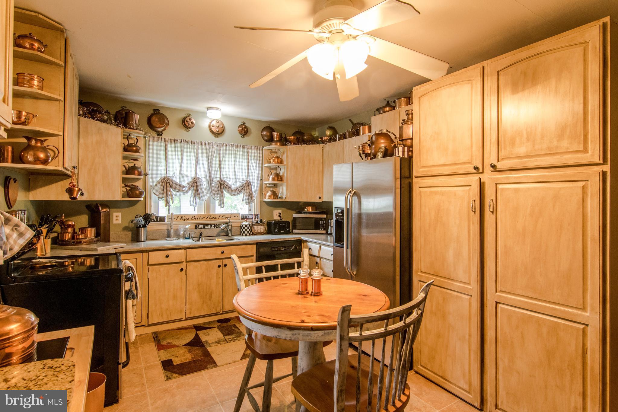 65 Jefferson Terrace Road Charles Town, WV 25414 - Photo 15 of 24 Kitchen