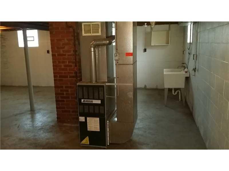 121 Center Street Springdale, PA 15144 - Photo 9 of 9 Exterior Front.