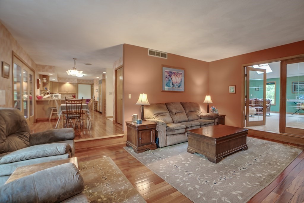 111 Jackman Street Georgetown, MA 01833 - Photo 20 of 42