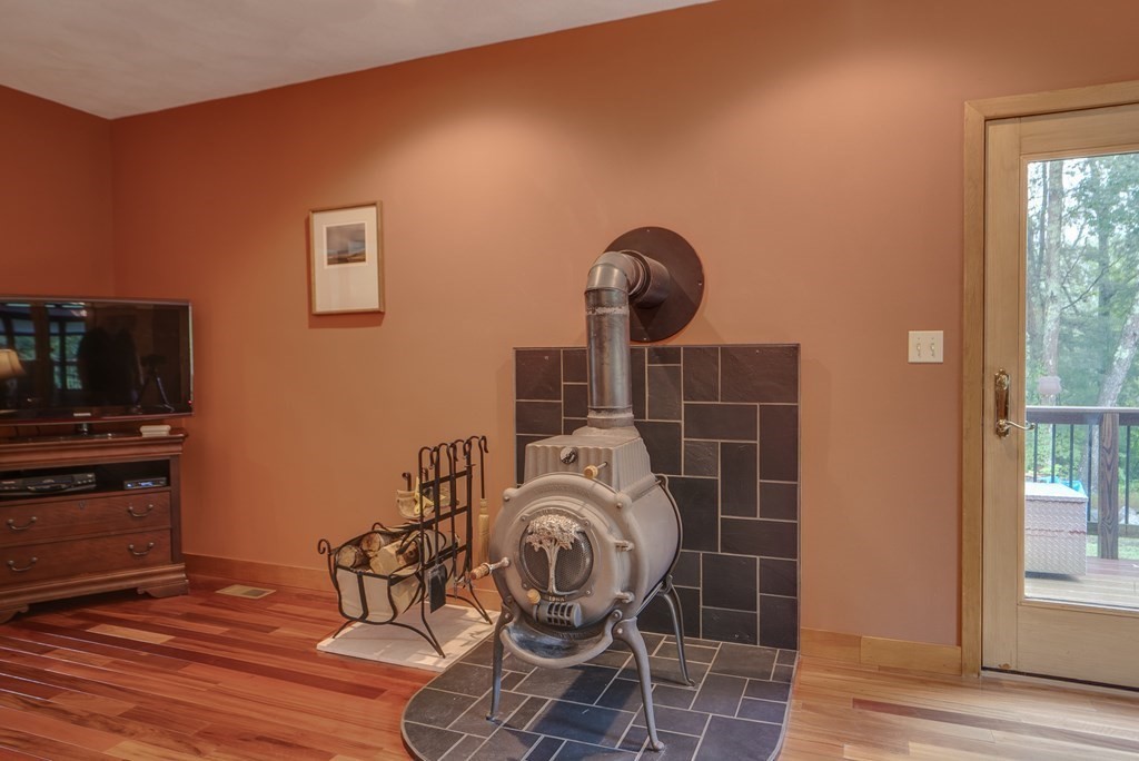 111 Jackman Street Georgetown, MA 01833 - Photo 21 of 42