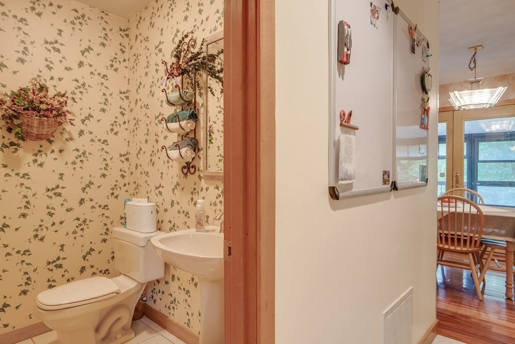 111 Jackman Street Georgetown, MA 01833 - Photo 26 of 42