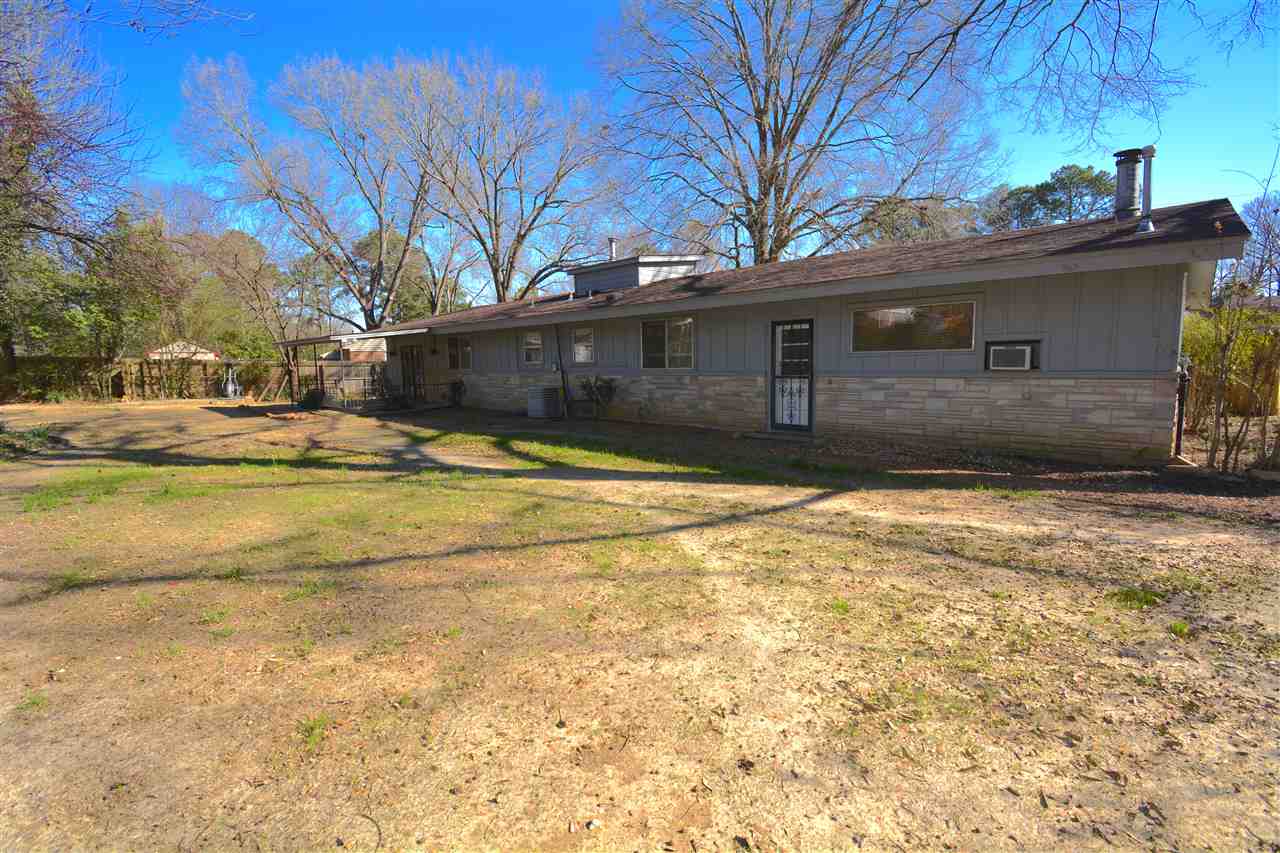 2603 Elmore Park Road Bartlett, TN 38134 - Photo 2 of 25 Huge backyard with covered patio