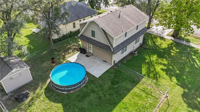 $245,000 | 625 Locust Street, Wellsville, KS 66092