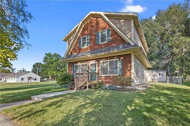 $245,000 | 625 Locust Street, Wellsville, KS 66092