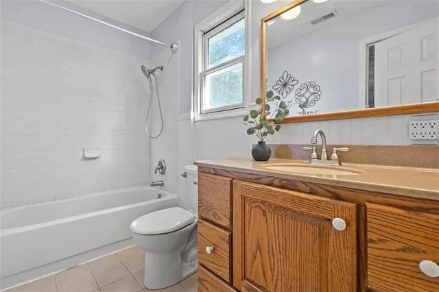 $245,000 | 625 Locust Street, Wellsville, KS 66092