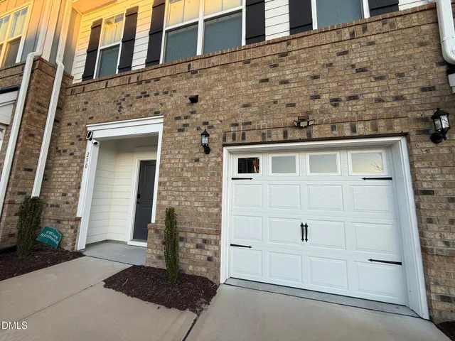 $2,000 | 230 George Pine Way, Knightdale, NC 27545