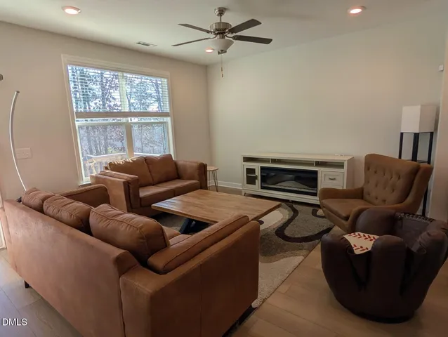 $2,000 | 230 George Pine Way, Knightdale, NC 27545