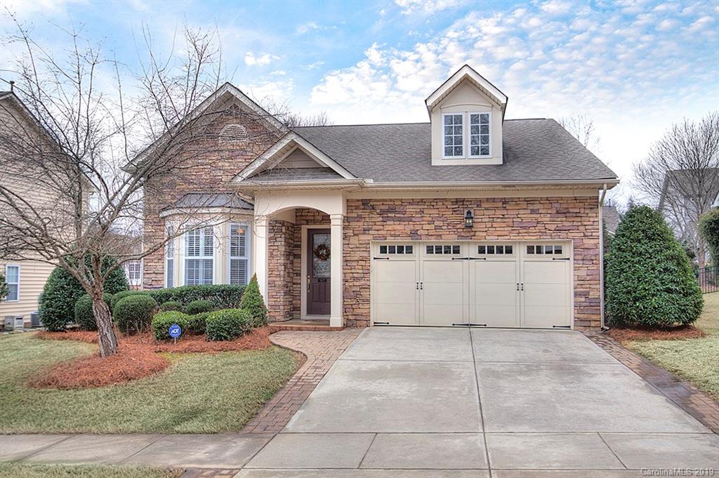 907 Treasure Court Fort Mill, SC 29708 - Photo 1 of 31 a view of front of house with a yard