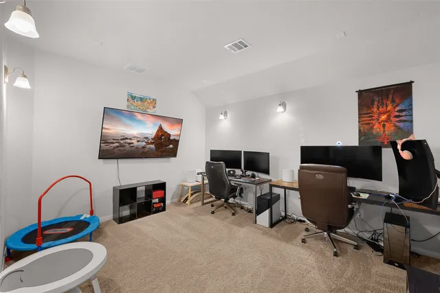 $299,899 | 975 Harper Lane, Bryan, TX 77803