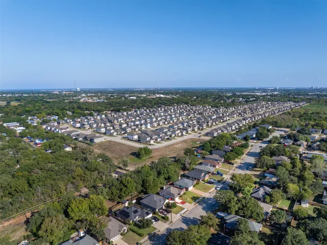 $299,899 | 975 Harper Lane, Bryan, TX 77803