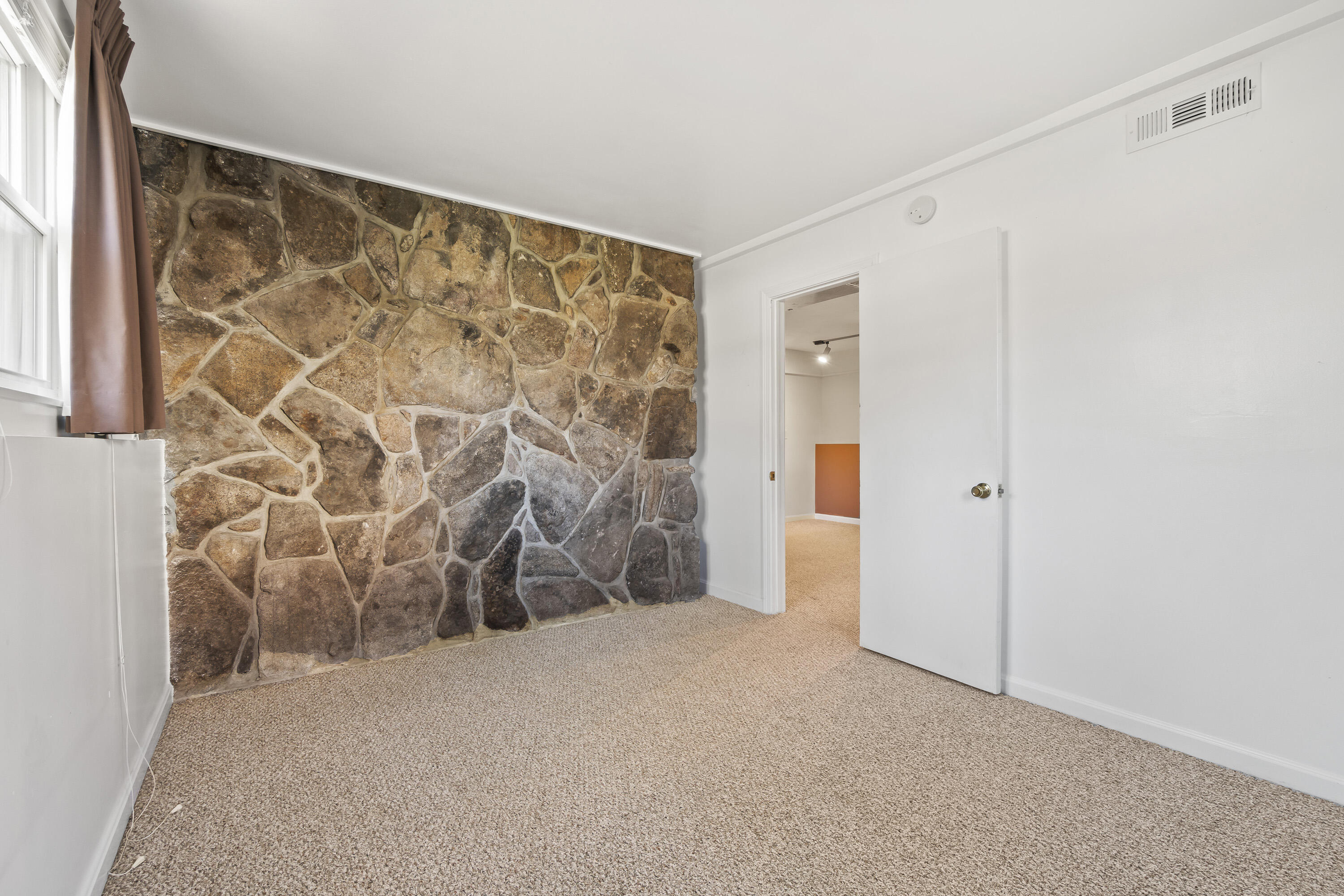 121 Woodbridge Road York, ME 03909 - Photo 22 of 50 121 Woodbridge Rd_127