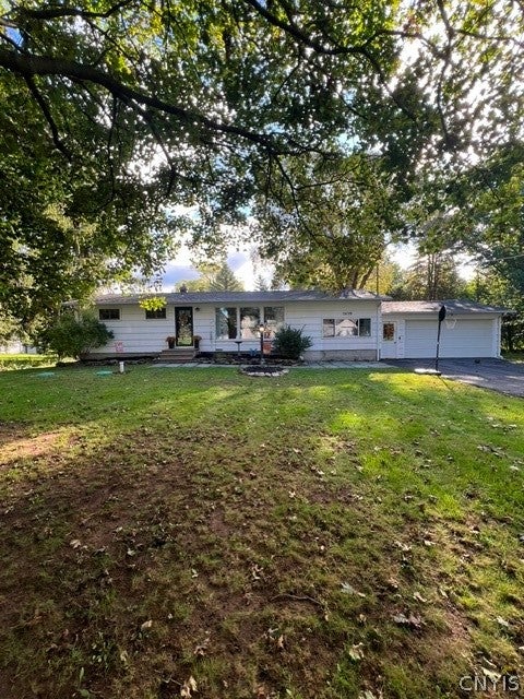 5038 Smoral Road Camillus, NY 13031 - Photo 1 of 27 Gallery Image 1