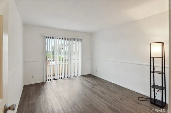 $489,000 | 8710 Independence Avenue, Unit 301, Canoga Park, CA 91304
