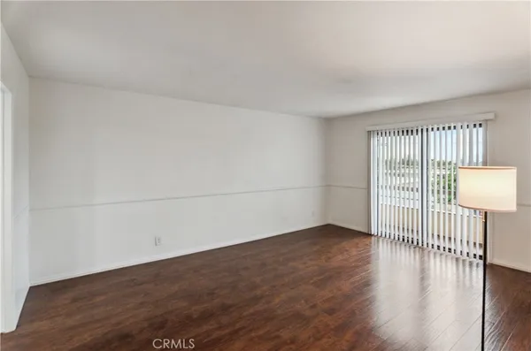 $489,000 | 8710 Independence Avenue, Unit 301, Canoga Park, CA 91304