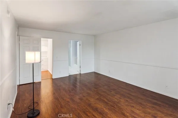 $489,000 | 8710 Independence Avenue, Unit 301, Canoga Park, CA 91304