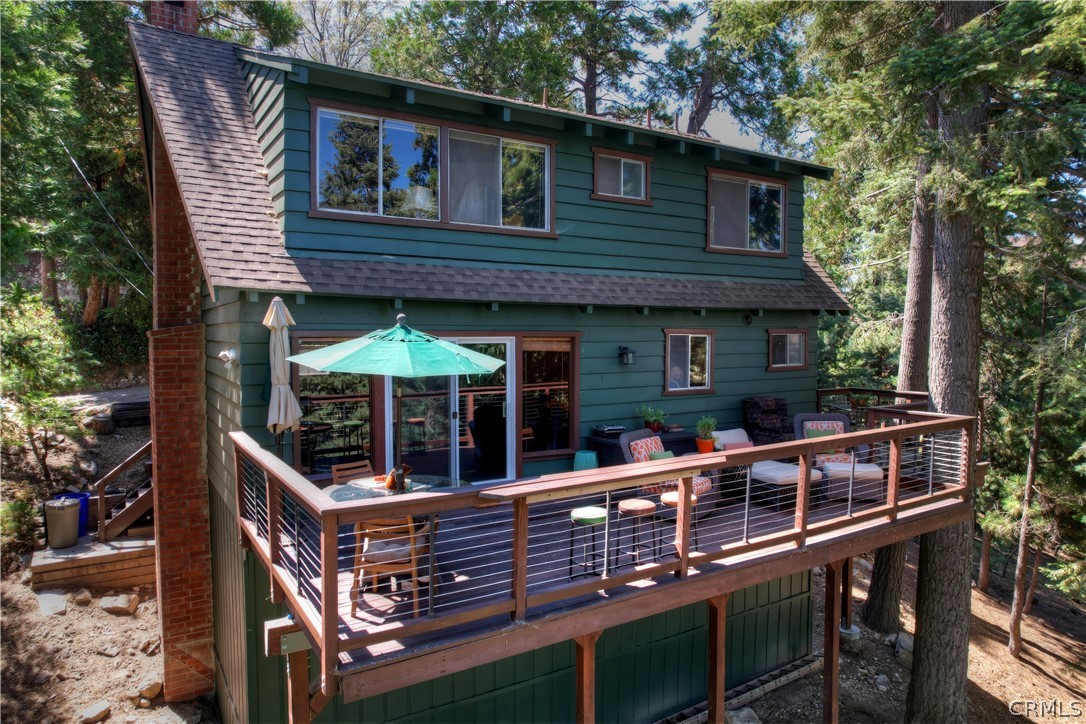 137 Grizzly Road Lake Arrowhead, CA 92352 - Photo 37 of 43 Back exterior
