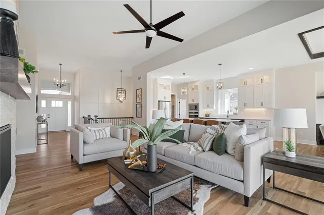 $841,928 | 14195 South Houston Street, Olathe, KS 66061