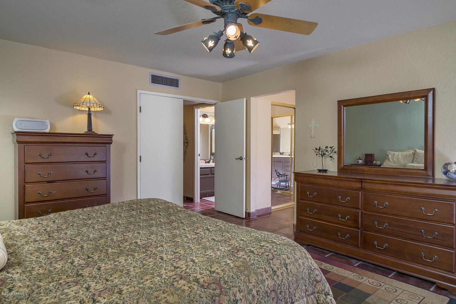 4261 Windridge Loop Tucson, AZ 85749 - Photo 14 of 24