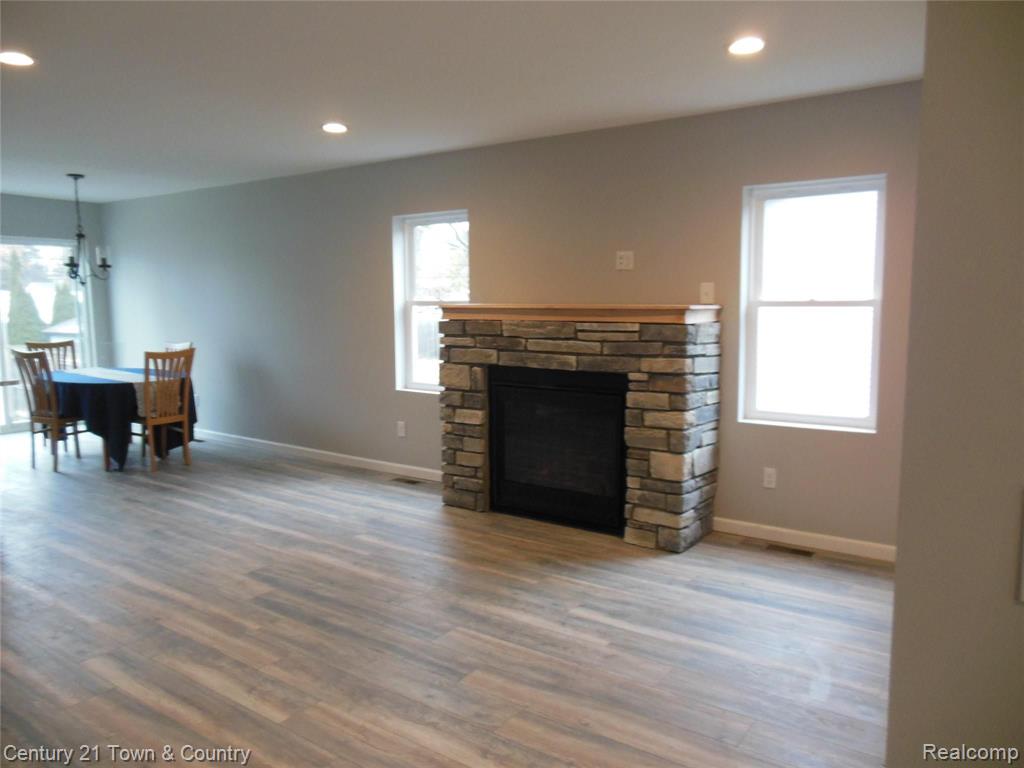 3298 Harrison Avenue Rochester Hills, MI 48307 - Photo 6 of 30