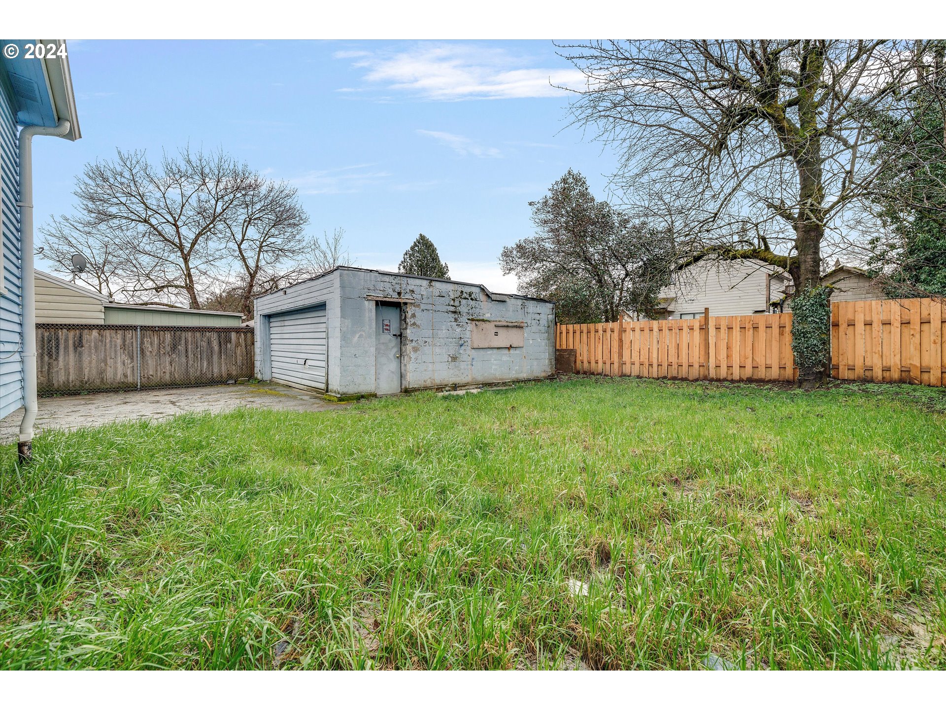 8048 Southeast Reedway Street Portland, OR 97206 - Photo 11 of 42 Gallery Image 11