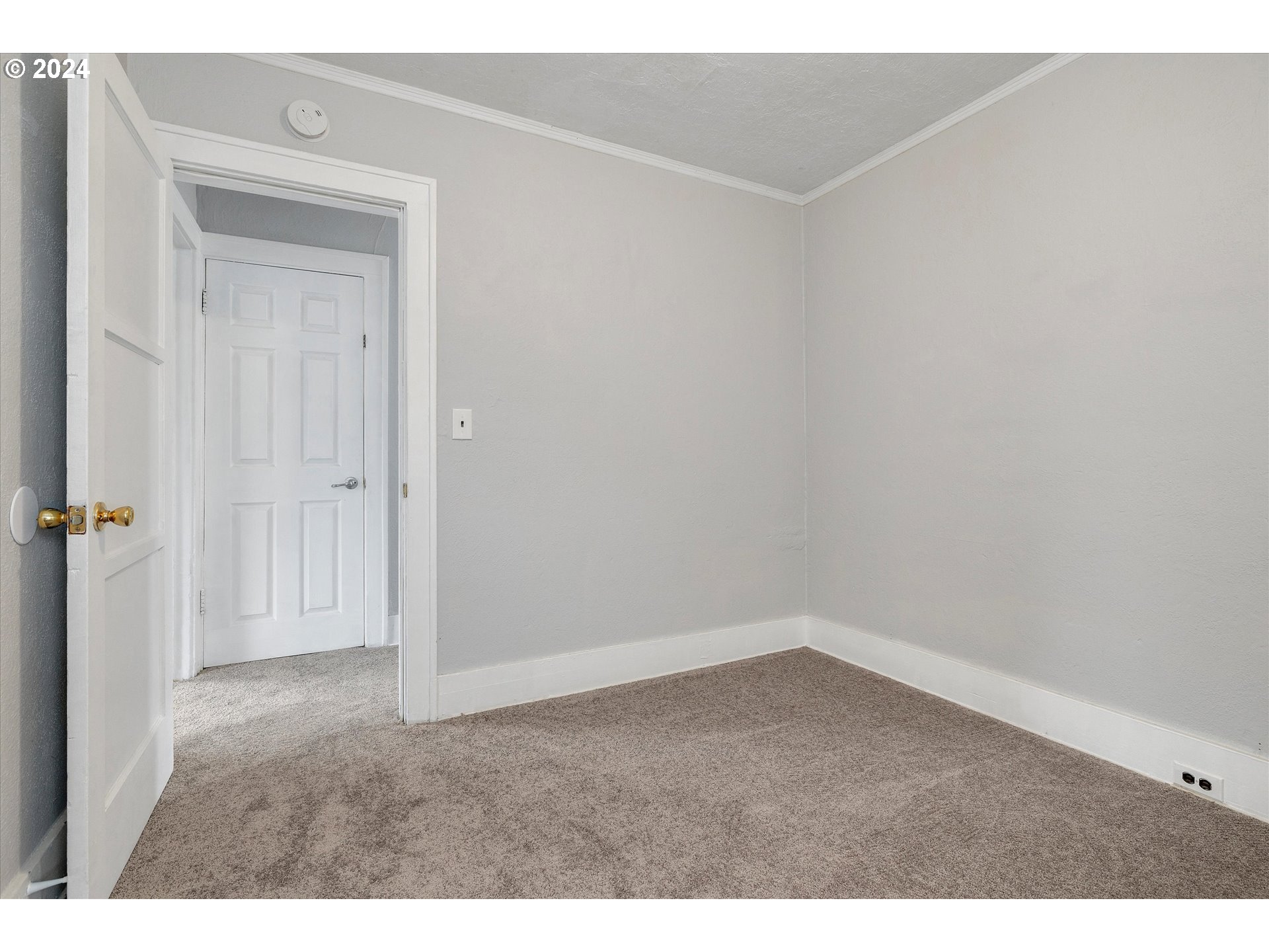 8048 Southeast Reedway Street Portland, OR 97206 - Photo 26 of 42 Gallery Image 26