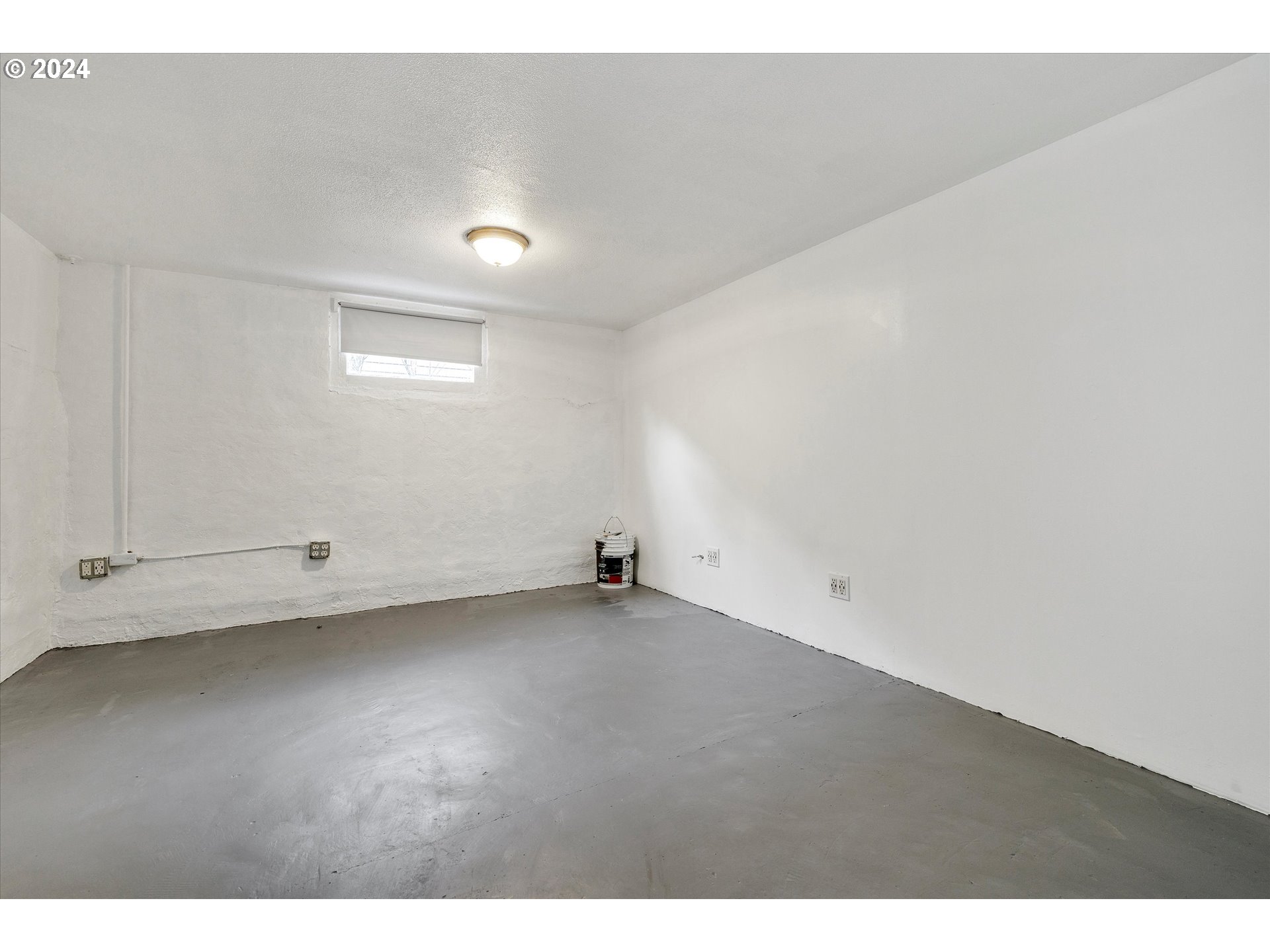 8048 Southeast Reedway Street Portland, OR 97206 - Photo 41 of 42 Gallery Image 41