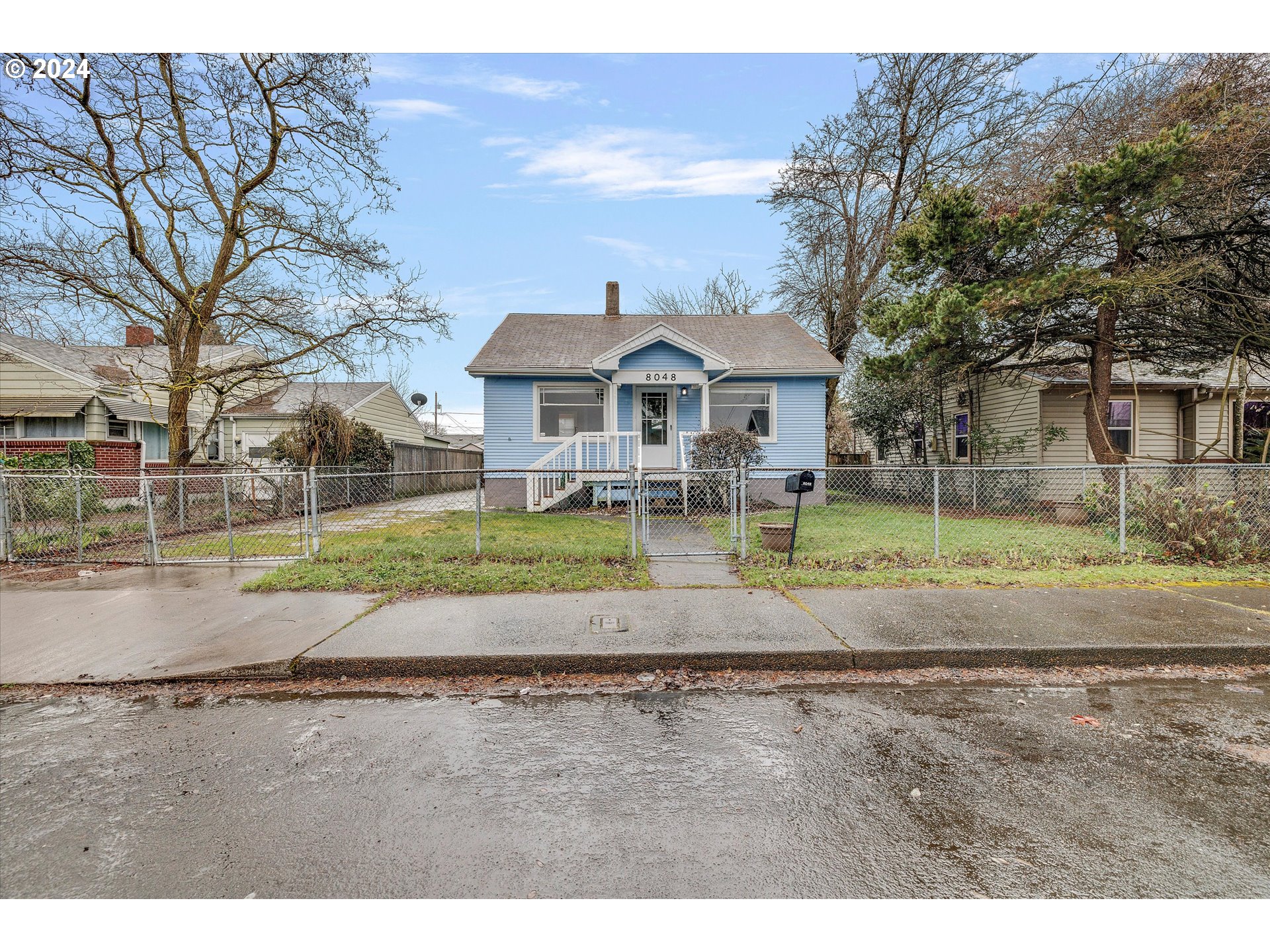 8048 Southeast Reedway Street Portland, OR 97206 - Photo 6 of 42 Gallery Image 6