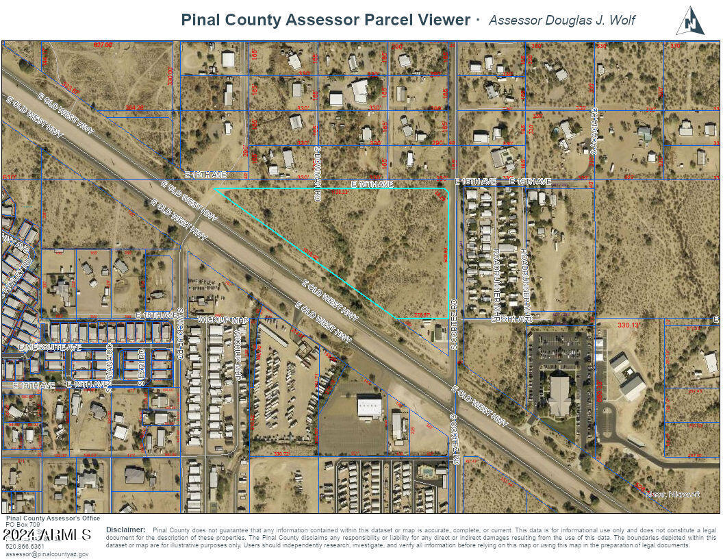 2140 East Old West Highway, Unit 1 Apache Junction, AZ 85119 - Photo 5 of 8 a black and white photo of a
