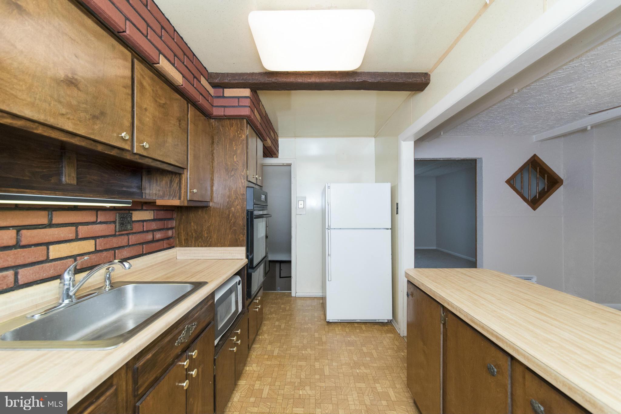 1734 Stokesley Road Baltimore, MD 21222 - Photo 13 of 30 Kitchen
