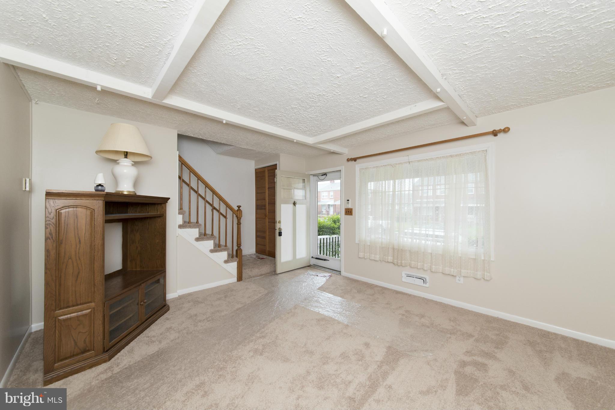 1734 Stokesley Road Baltimore, MD 21222 - Photo 3 of 30 Living Room