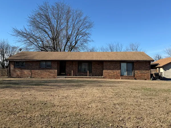 $182,500 | 2813 Strawberry Road, Metropolis, IL 62960