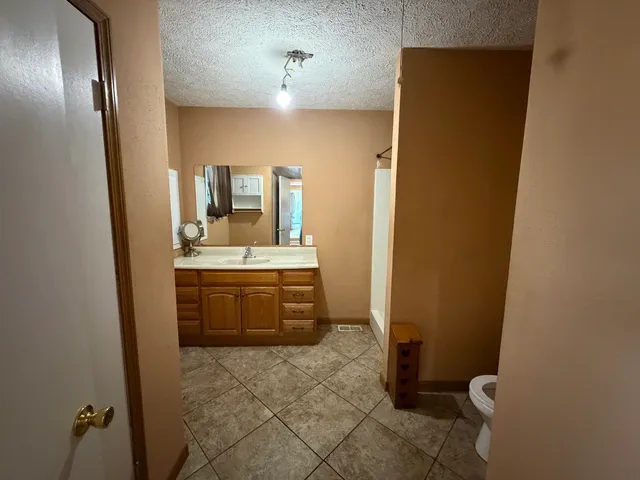 $182,500 | 2813 Strawberry Road, Metropolis, IL 62960