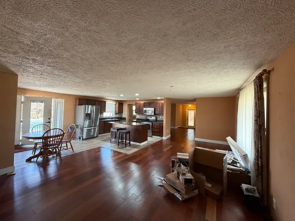 $182,500 | 2813 Strawberry Road, Metropolis, IL 62960