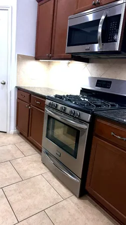 $2,925 | 5318 Claymore Meadow Lane, Spring, TX 77389