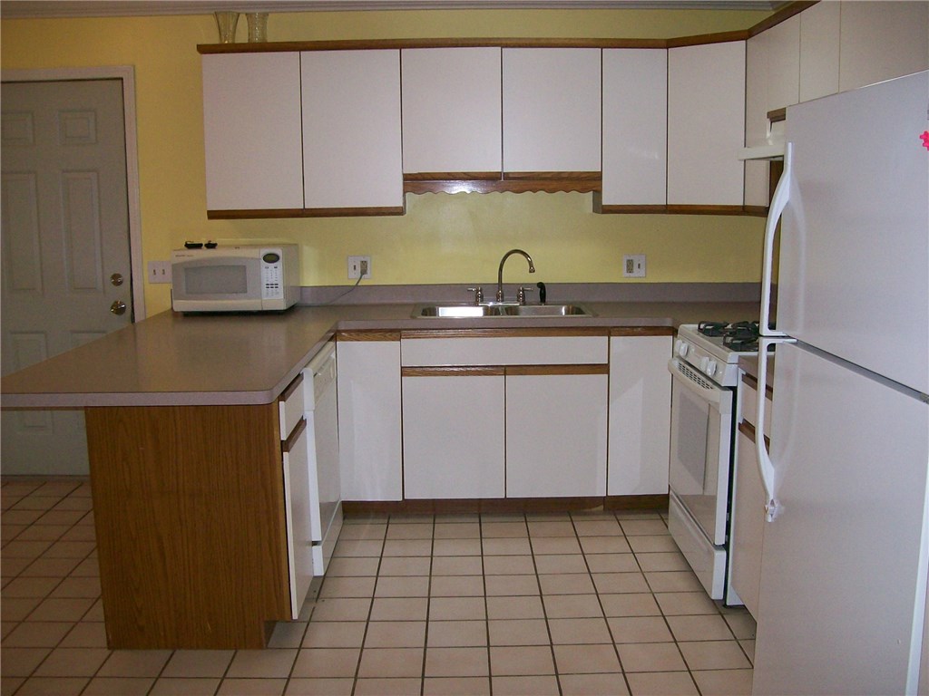 49 Names Road Chili, NY 14623 - Photo 6 of 23