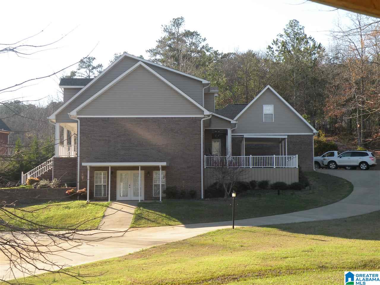 115 Savannah Ridge Sylacauga, AL 35150 - Photo 4 of 34
