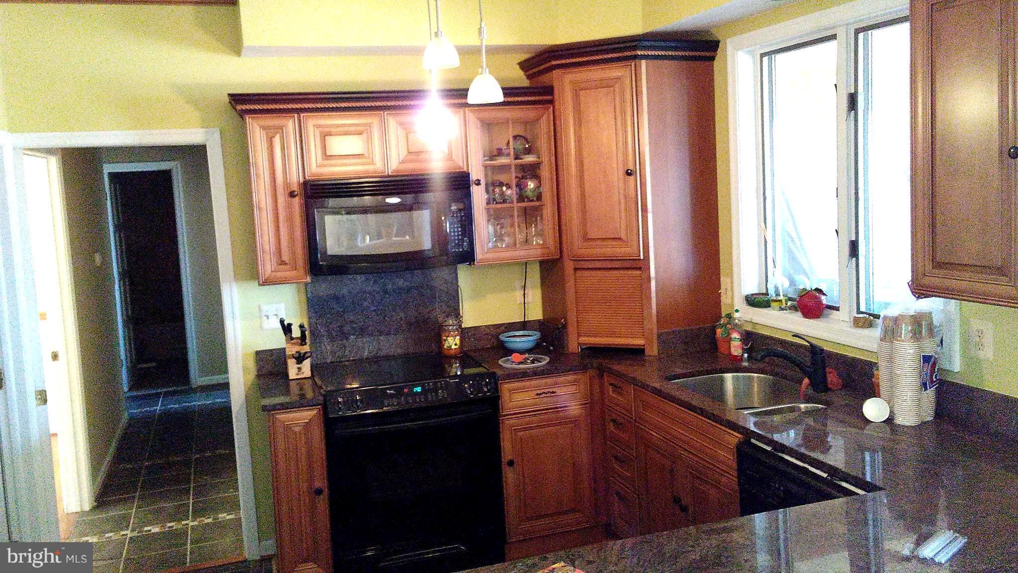 11530 Magnolia Court Swan Point, MD 20645 - Photo 5 of 15 Kitchen