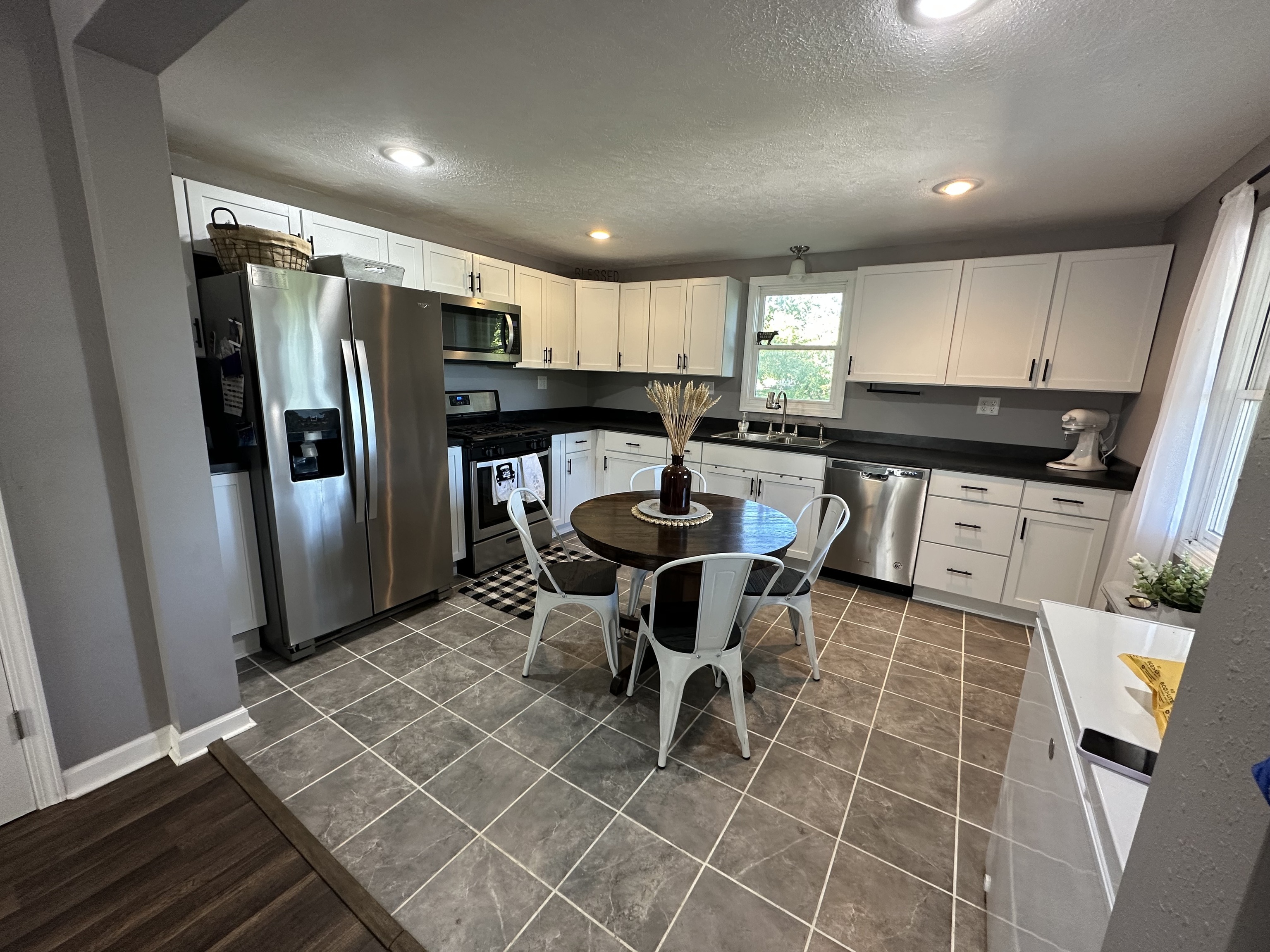 2819 Layton Road Anderson, IN 46011 - Photo 11 of 28 Gallery Image 11