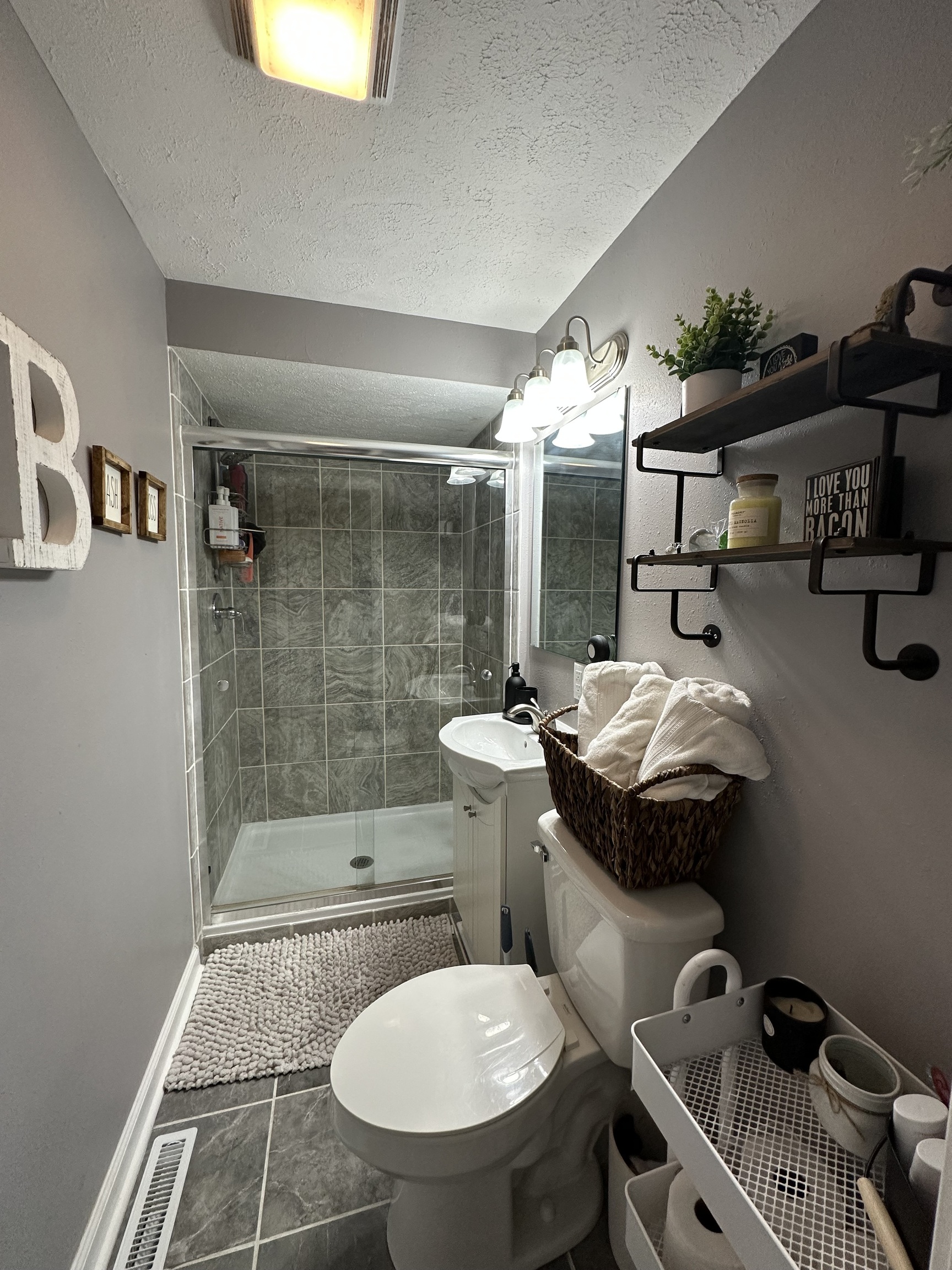 2819 Layton Road Anderson, IN 46011 - Photo 26 of 28 Gallery Image 26