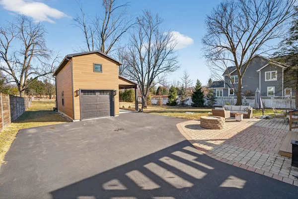 $789,000 | 1335 Wilmot Road, Deerfield, IL 60015