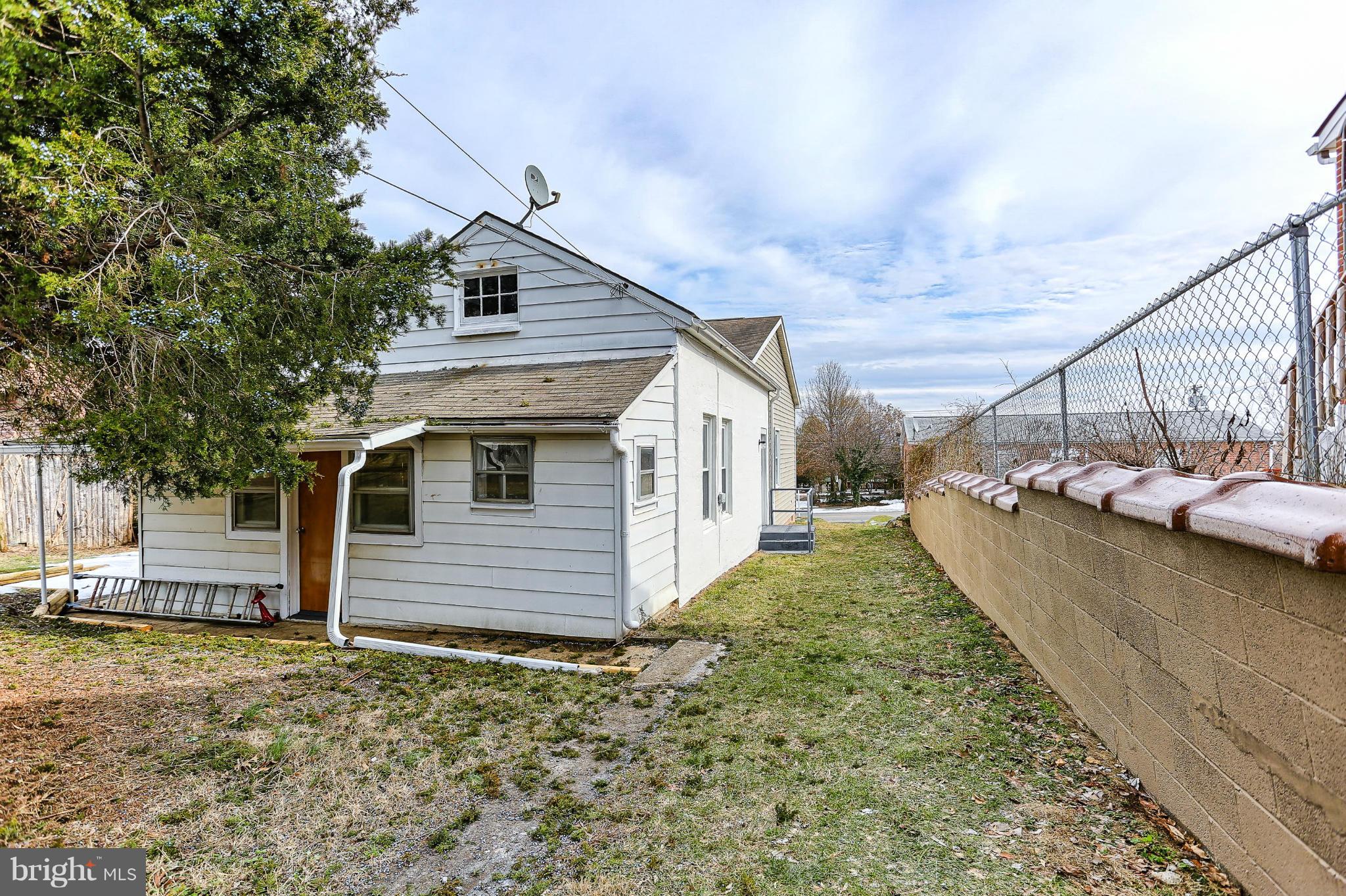 49 Nottingham Road Hagerstown, MD 21740 - Photo 29 of 30 Exterior (Rear)