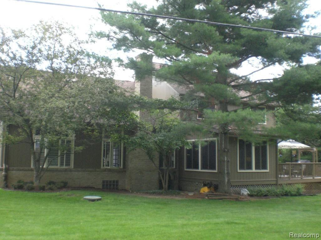 5170 Glengate Road Rochester, MI 48306 - Photo 21 of 25 Glengate 040.jpg